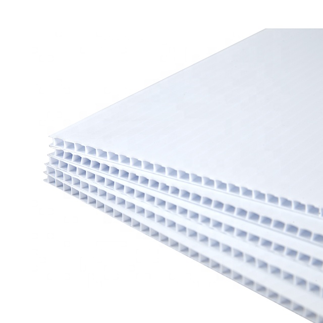 4mm White 4'x8' 48''x96'' Blank Corona Pp Corrugated Plastic Sheet Coroplast For Signs Board